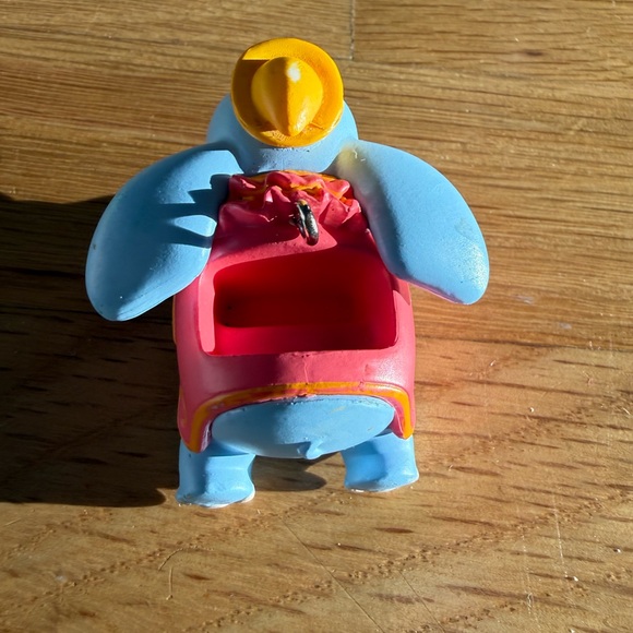 Disney Parks Dumbo the Flying Elephant Ride Vehicle Keychain Figure – 3D PVC - Picture 6 of 7